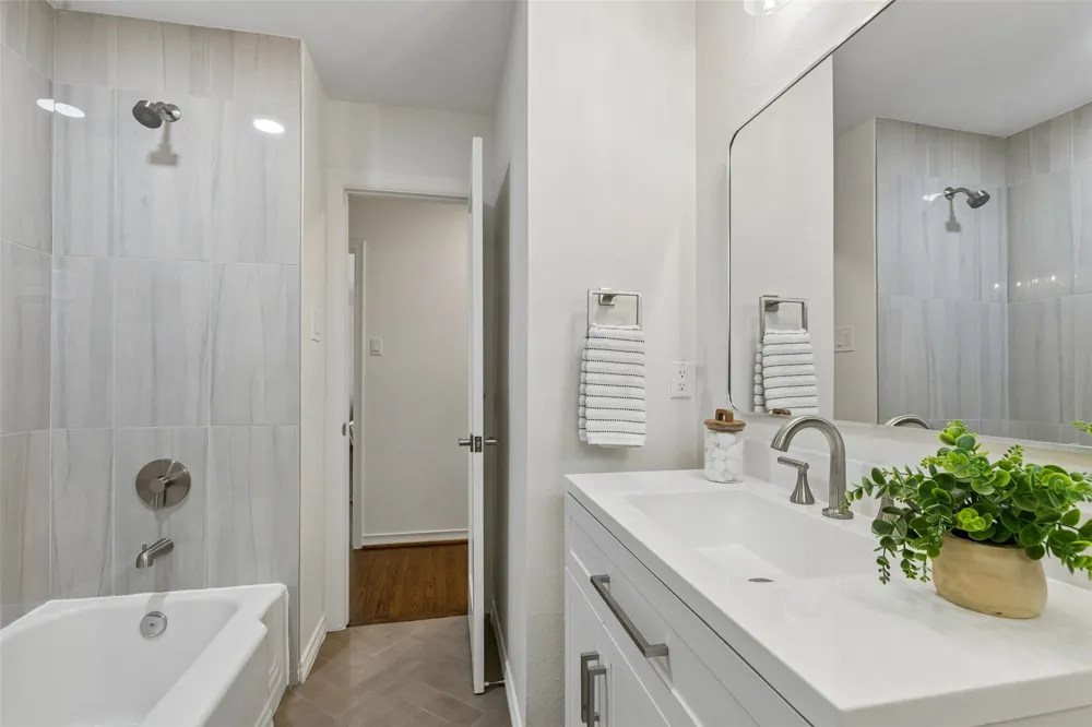 155 Bon Aire Drive Dallas, TX 75218