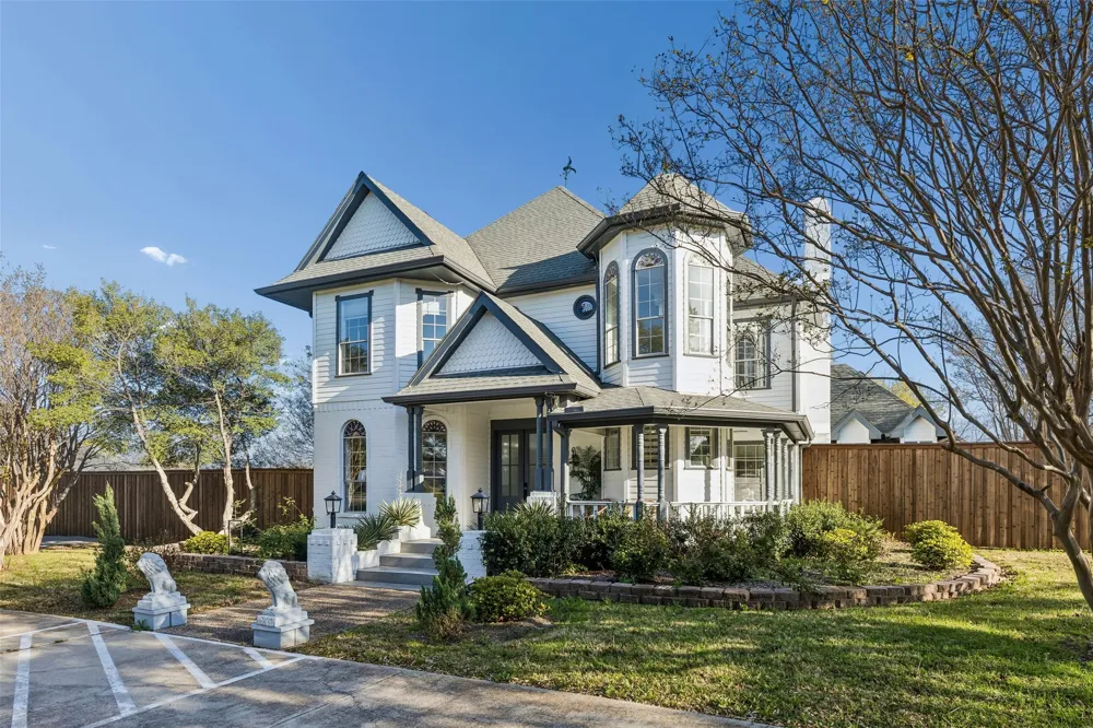 3706 Castle Drive Rowlett, TX 75089