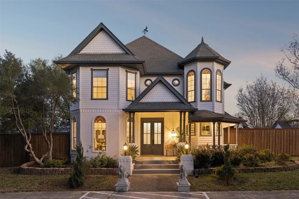 3706 Castle Drive Rowlett, TX 75089
