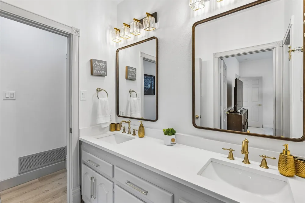 3706 Castle Drive Rowlett, TX 75089