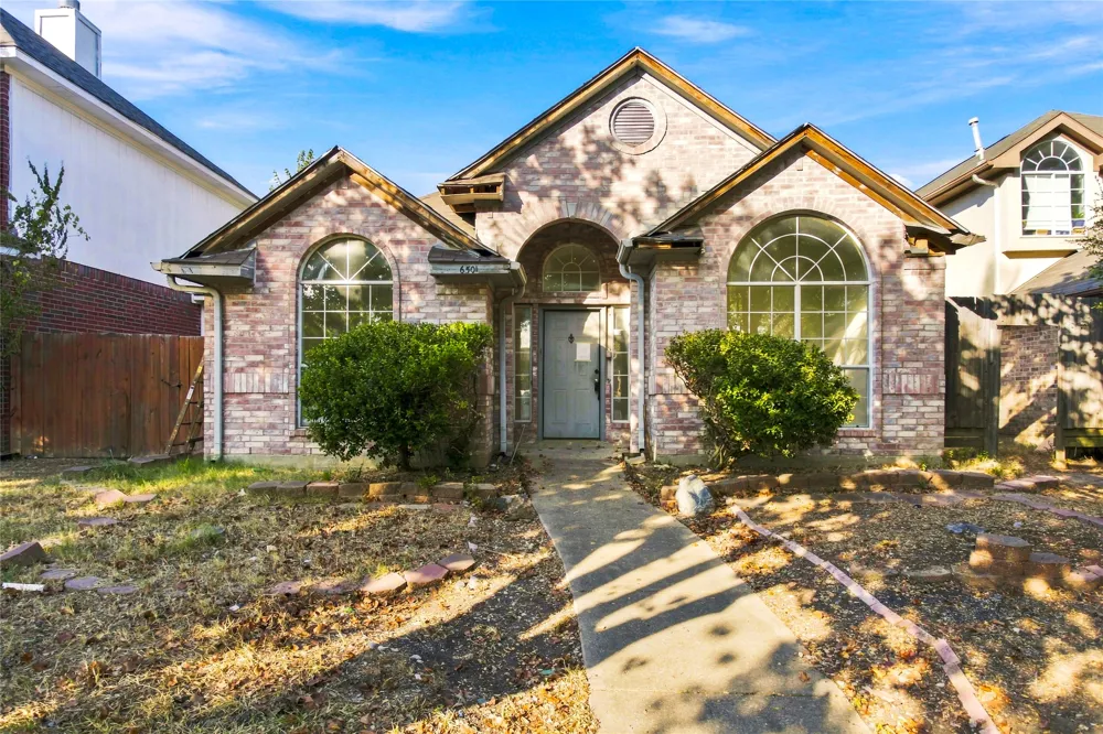 6501 White Oak Drive Rowlett, TX 75089