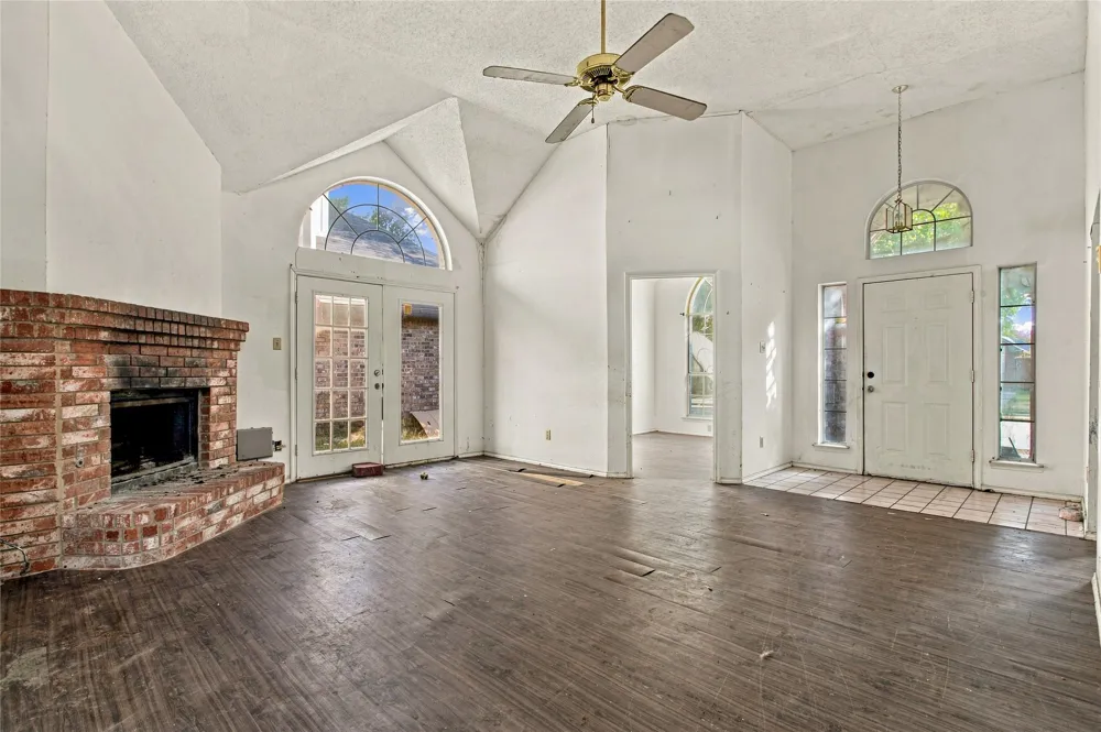 6501 White Oak Drive Rowlett, TX 75089