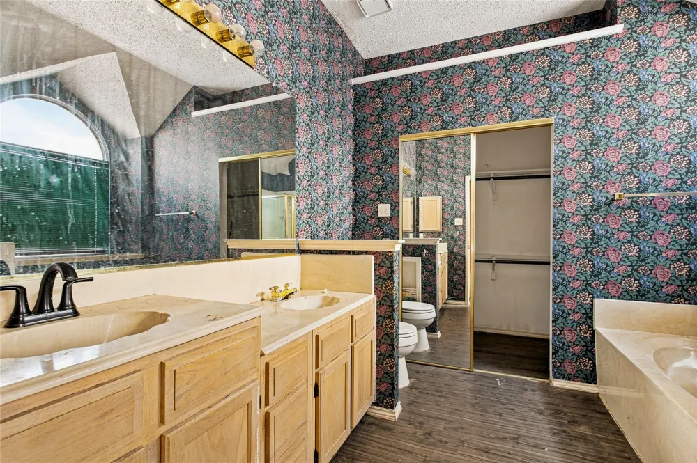 6501 White Oak Drive Rowlett, TX 75089