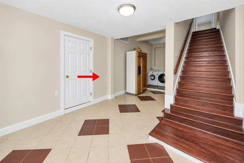 1714 Meadowbrook Lane Irving, TX 75061