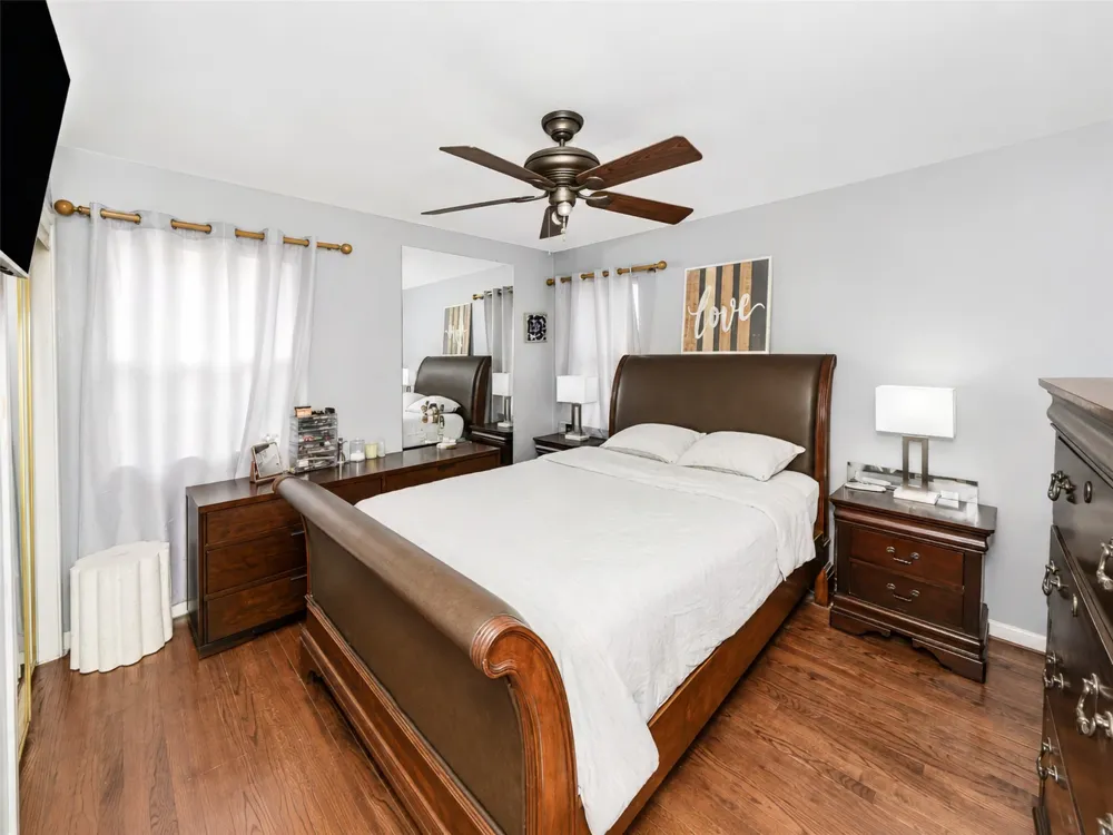 1714 Meadowbrook Lane Irving, TX 75061