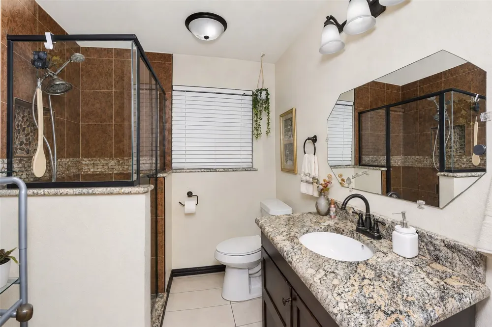 1714 Meadowbrook Lane Irving, TX 75061