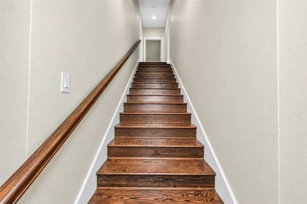 1714 Meadowbrook Lane Irving, TX 75061