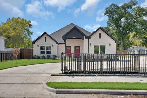 659 Holcomb Road