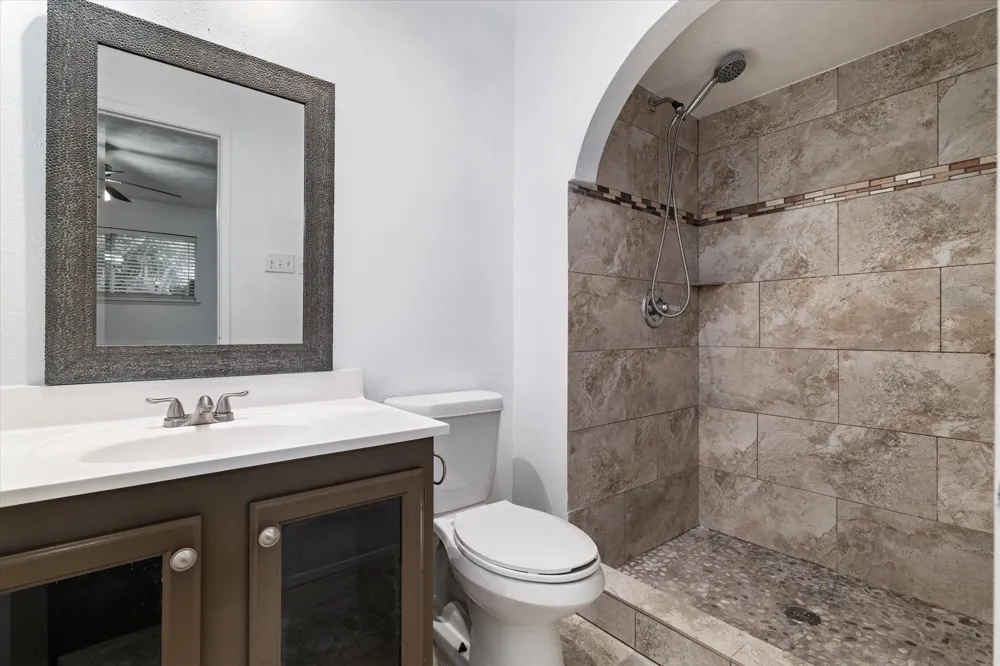 1831 Chamberlain Drive Carrollton, TX 75007