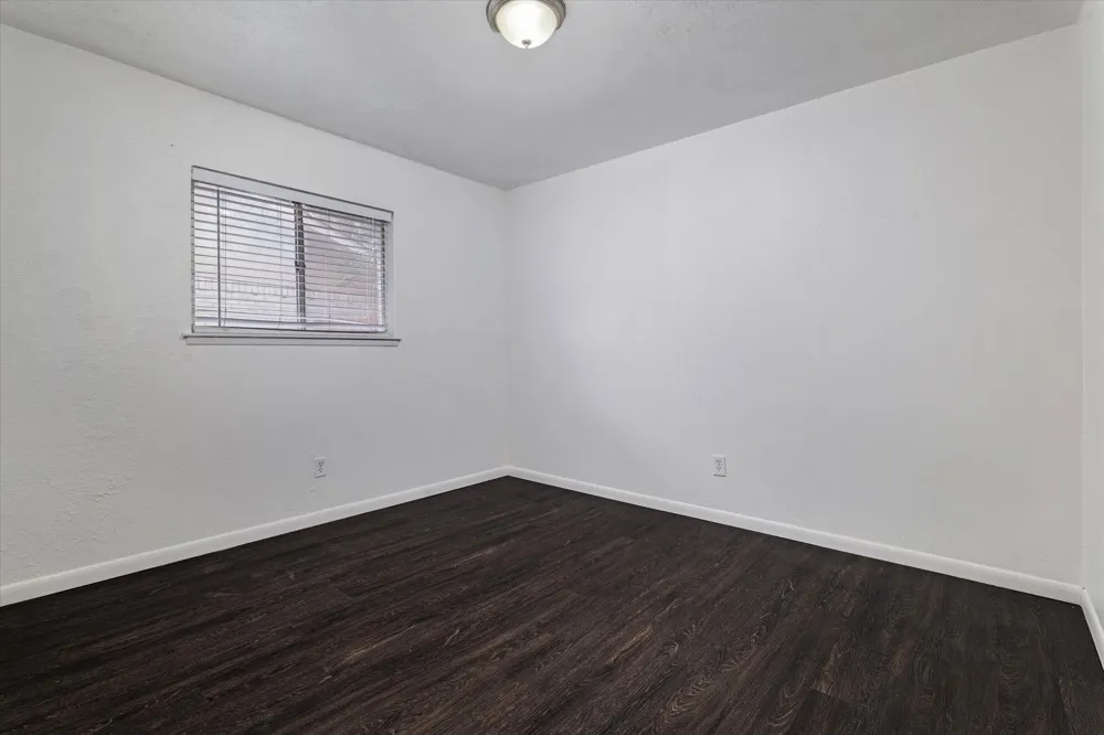 1831 Chamberlain Drive Carrollton, TX 75007