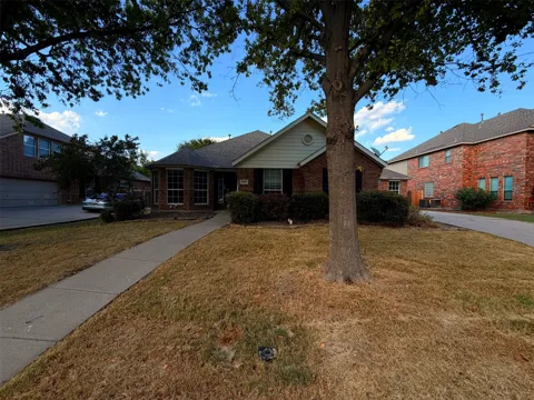 1009 Spinnaker Drive