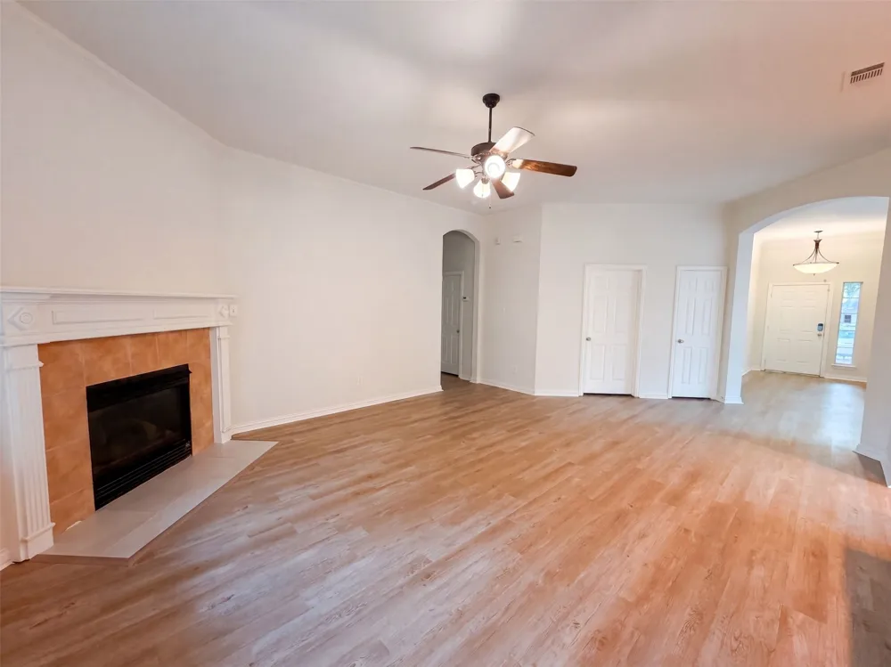 1009 Spinnaker Drive Forney, TX 75126