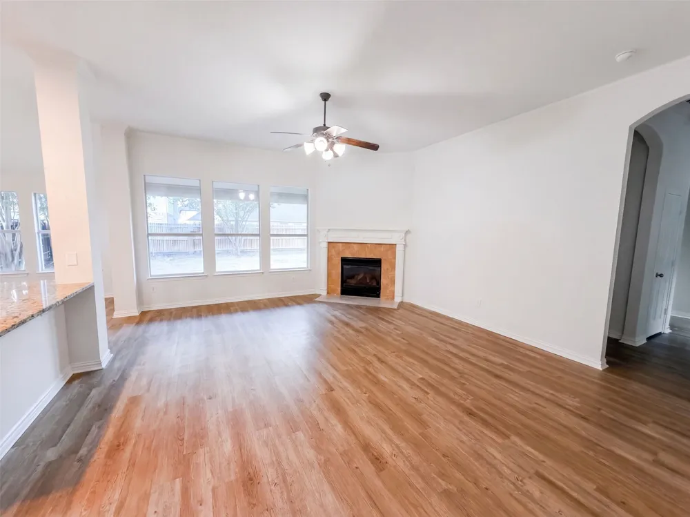 1009 Spinnaker Drive Forney, TX 75126