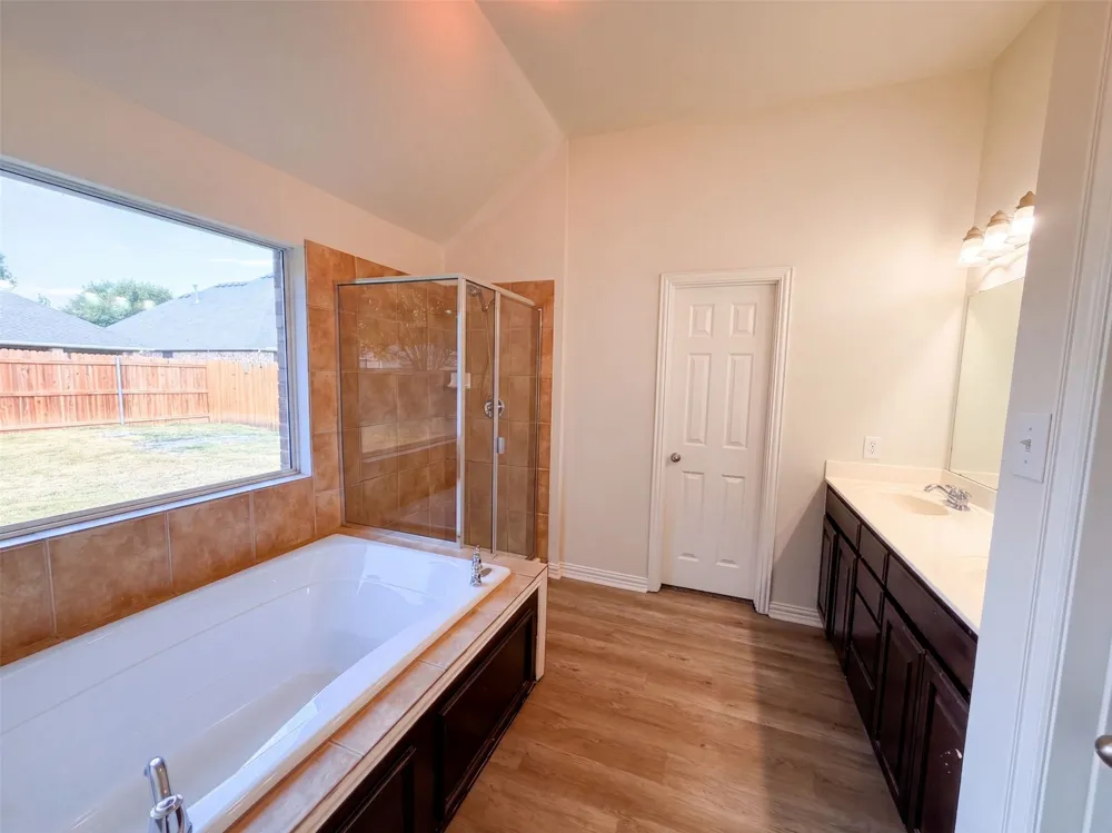 1009 Spinnaker Drive Forney, TX 75126