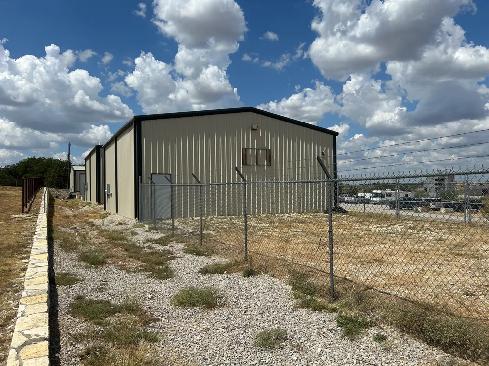 5975 Stacy Lane #E Weatherford, TX 76087