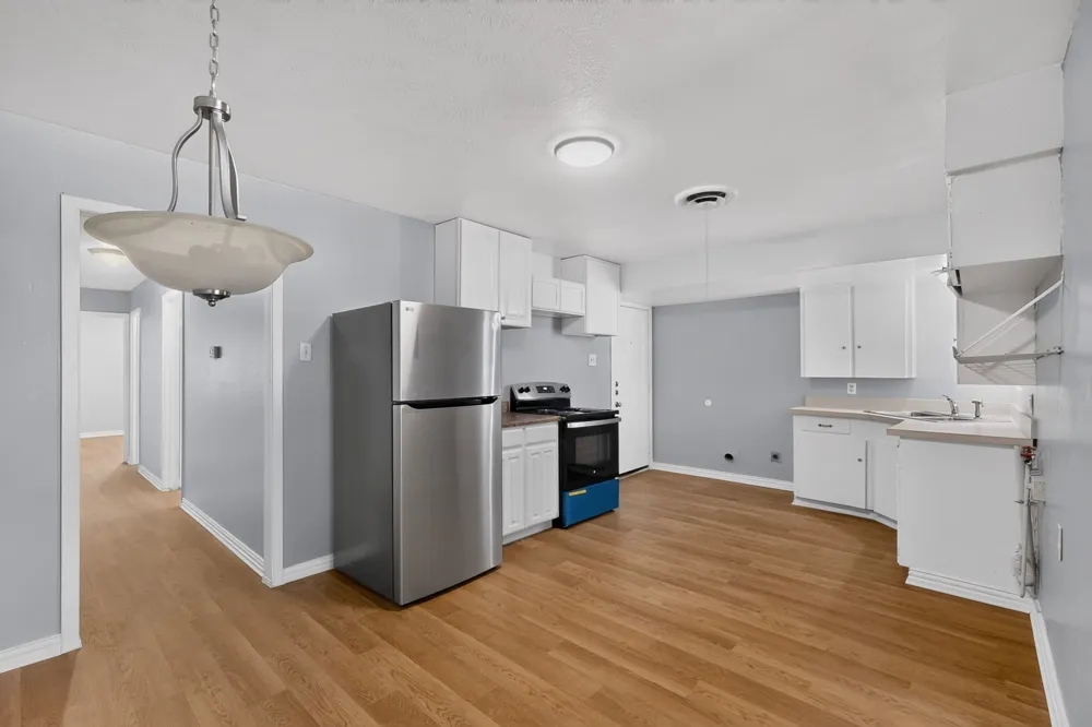 222 W Union Bower Road Irving, TX 75061