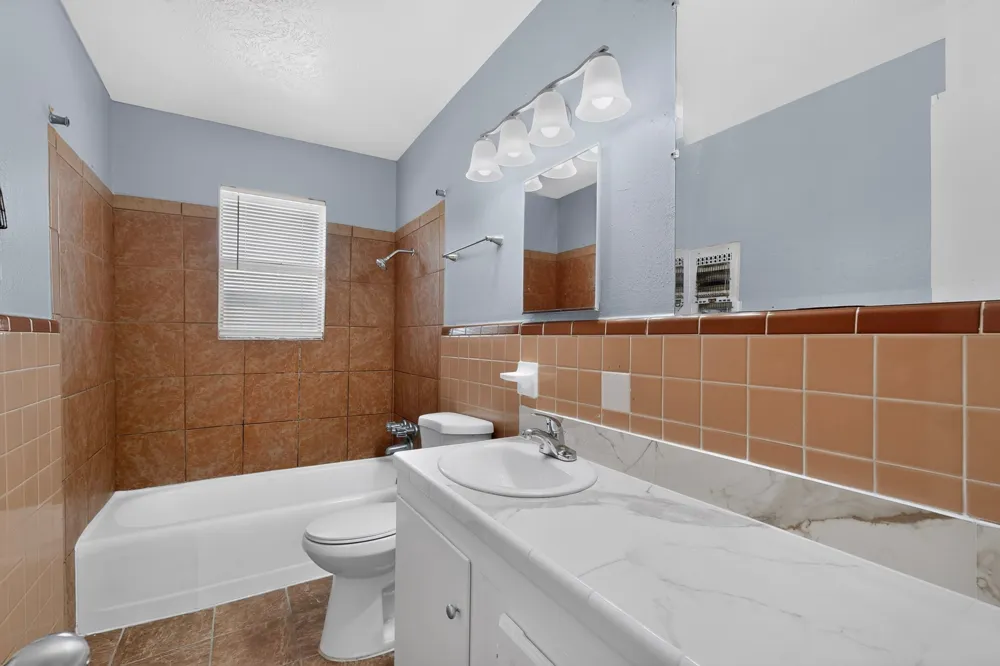 222 W Union Bower Road Irving, TX 75061