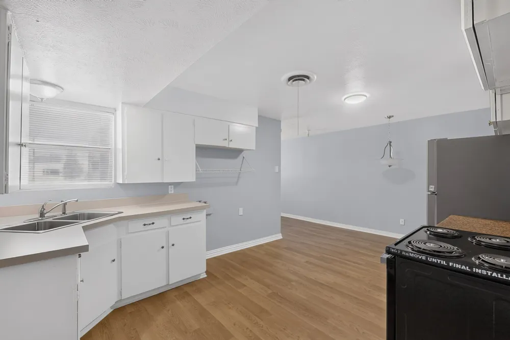 222 W Union Bower Road Irving, TX 75061