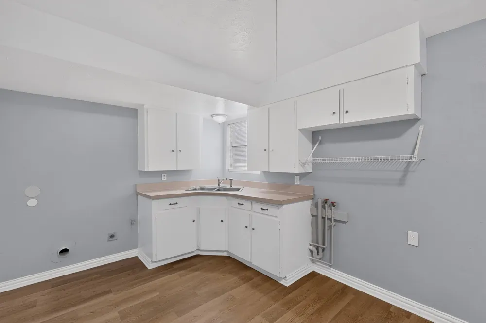 222 W Union Bower Road Irving, TX 75061