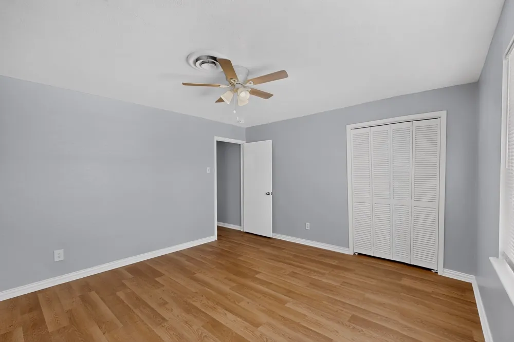 222 W Union Bower Road Irving, TX 75061
