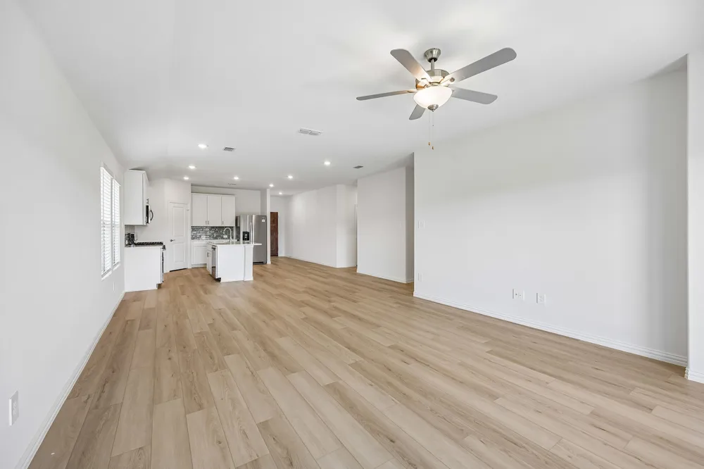 2107 Longchamp Lane Seagoville, TX 75159