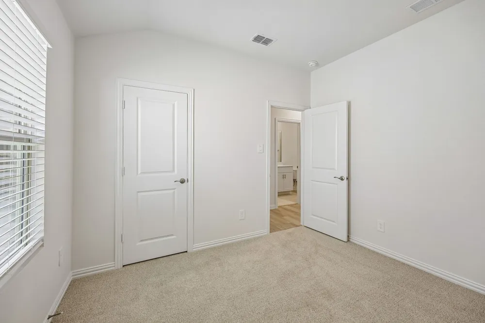 2107 Longchamp Lane Seagoville, TX 75159