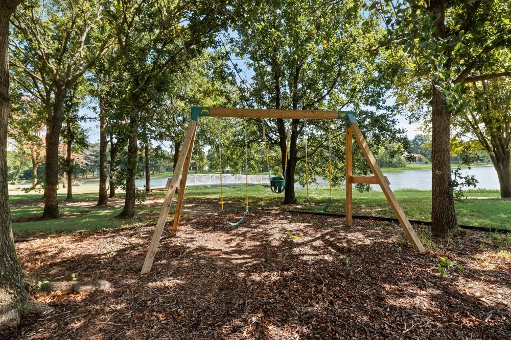 708 Clear Water Court Corsicana, TX 75109