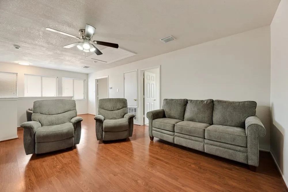 1421 Laurel Hall Lane Little Elm, TX 75068