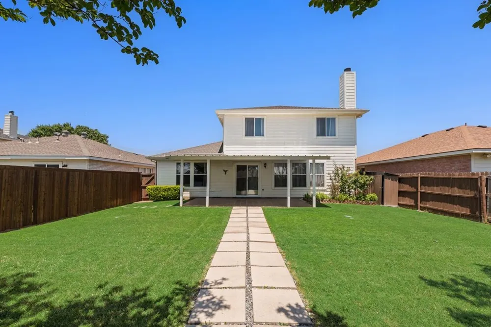1421 Laurel Hall Lane Little Elm, TX 75068