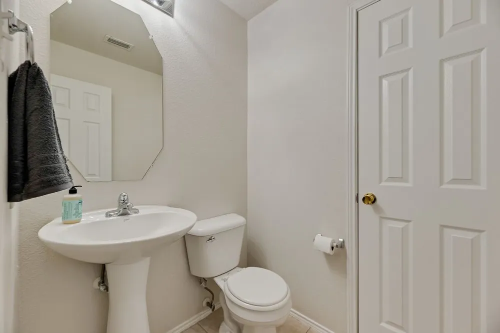 1421 Laurel Hall Lane Little Elm, TX 75068