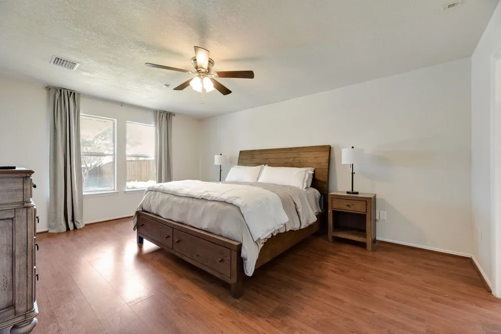 1421 Laurel Hall Lane Little Elm, TX 75068