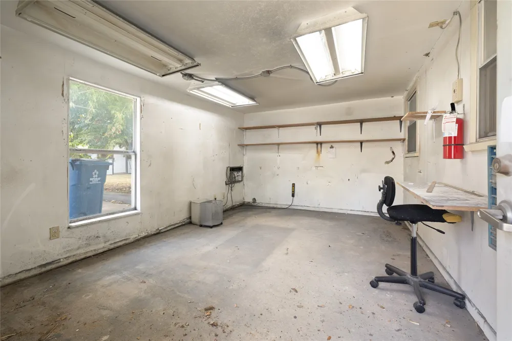 325 E Main Street Lewisville, TX 75057