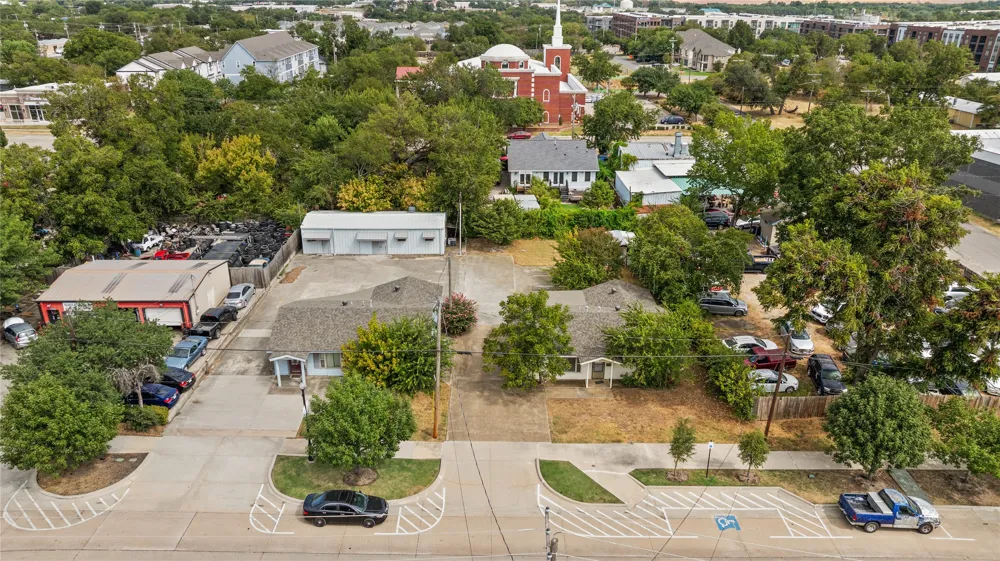 325 E Main Street Lewisville, TX 75057