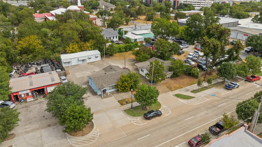 325 E Main Street Lewisville, TX 75057