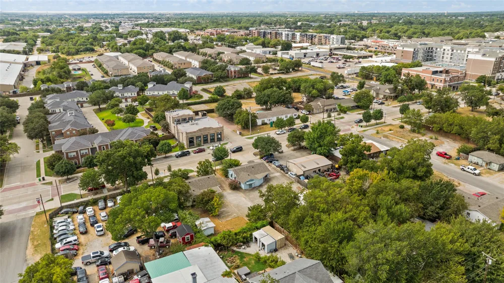 325 E Main Street Lewisville, TX 75057