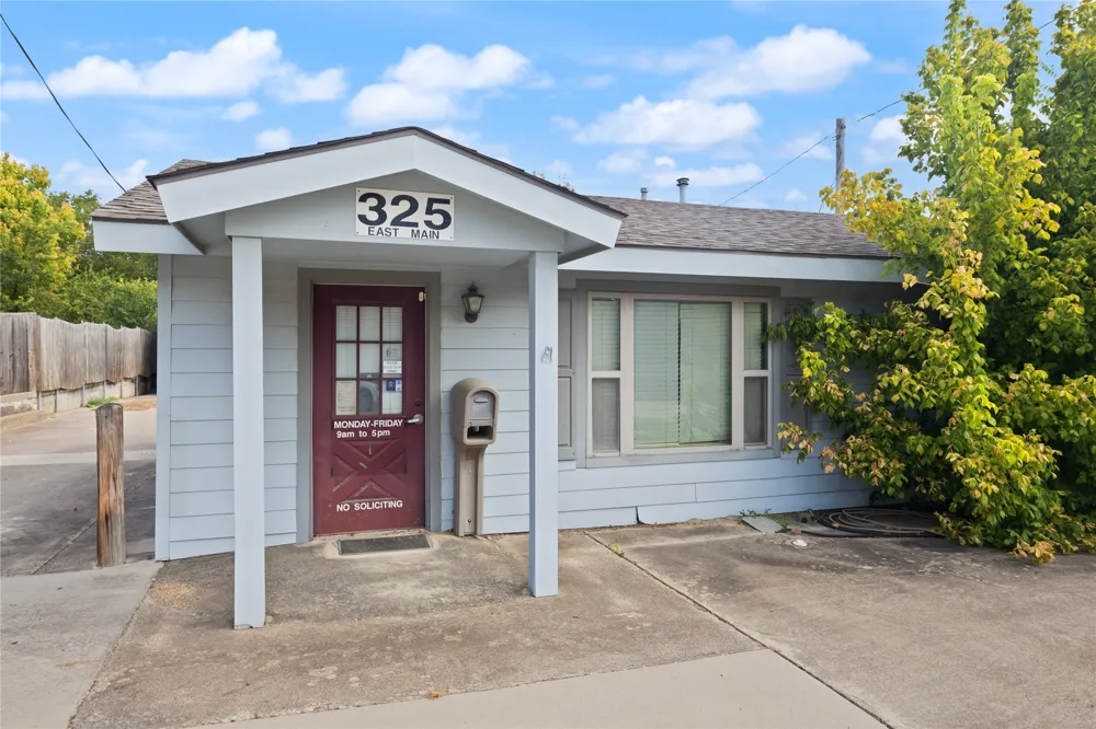 325 E Main Street Lewisville, TX 75057