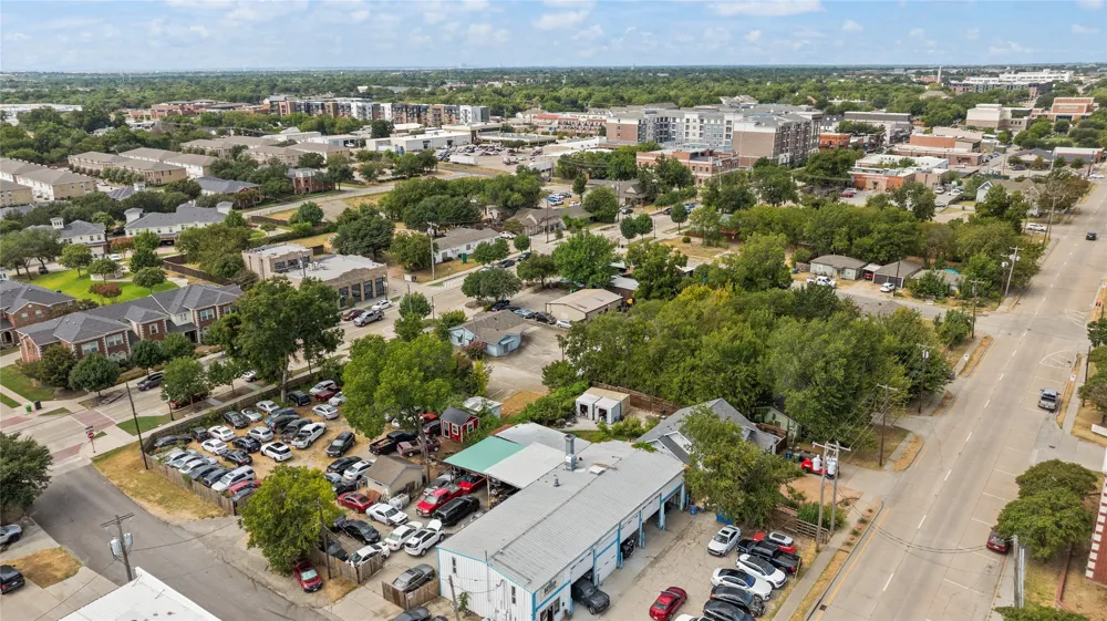 325 E Main Street Lewisville, TX 75057