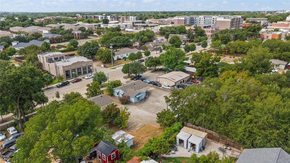 325 E Main Street Lewisville, TX 75057