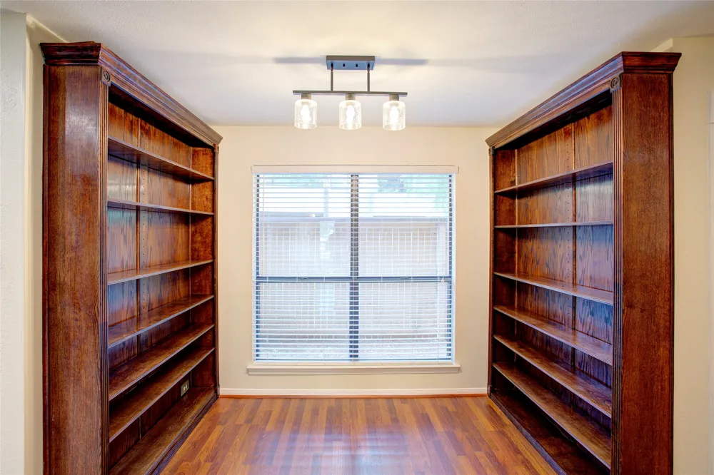 1304 Harwell Drive #4811 Arlington, TX 76011