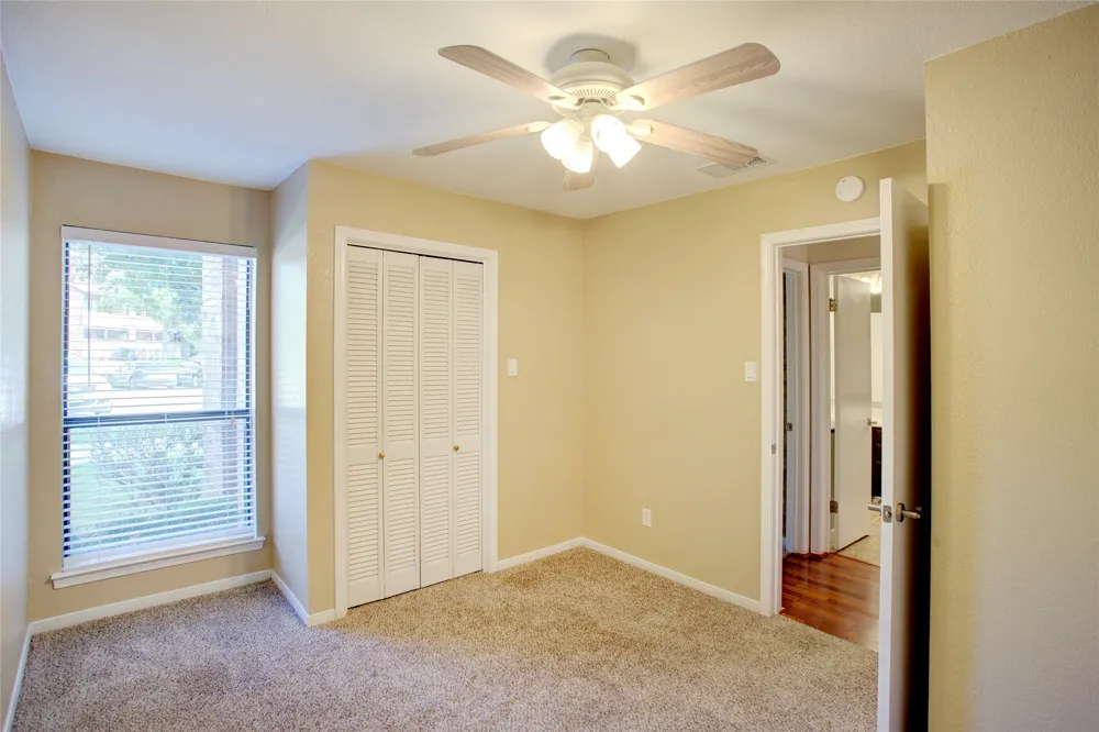 1304 Harwell Drive #4811 Arlington, TX 76011