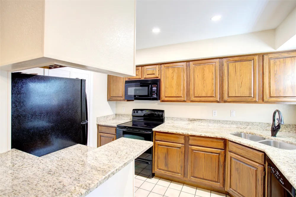 1304 Harwell Drive #4811 Arlington, TX 76011