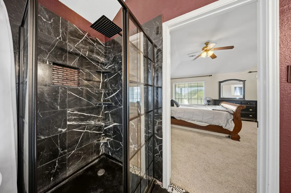 6601 Redwood Lane The Colony, TX 75056
