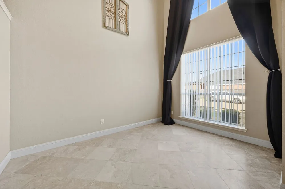 6601 Redwood Lane The Colony, TX 75056