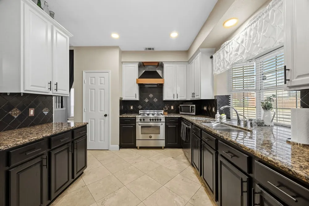 6601 Redwood Lane The Colony, TX 75056