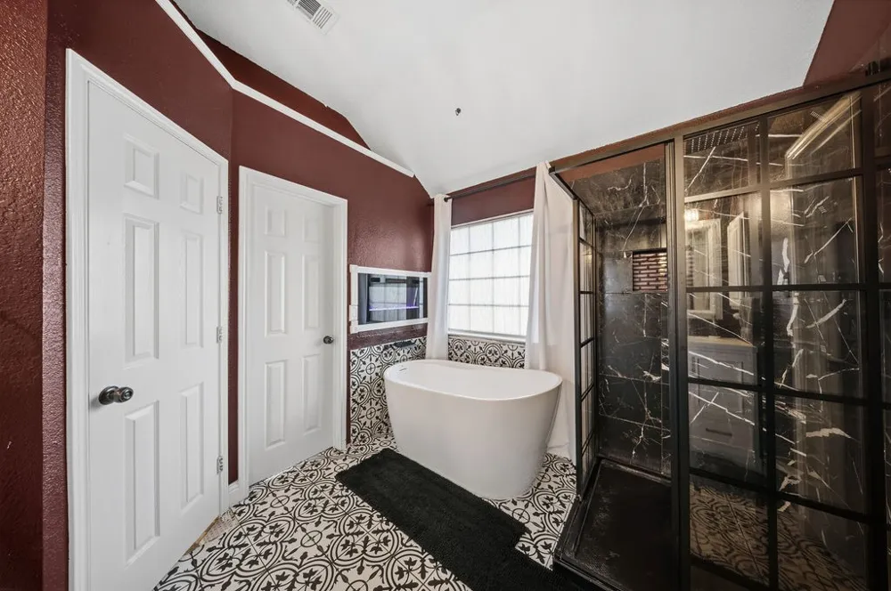 6601 Redwood Lane The Colony, TX 75056