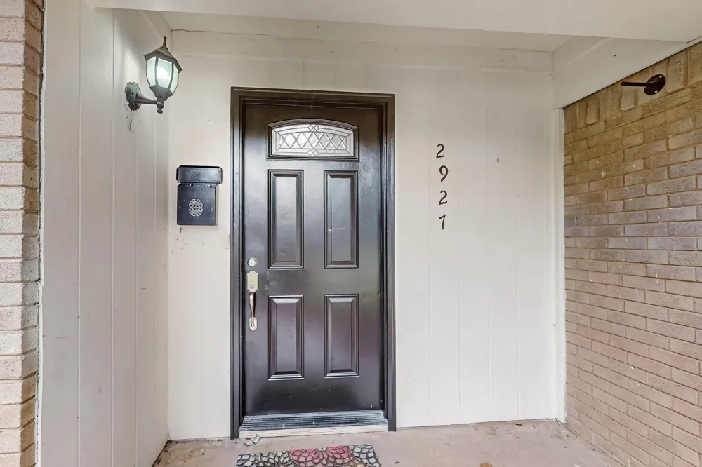 2927 Selma Lane Farmers Branch, TX 75234