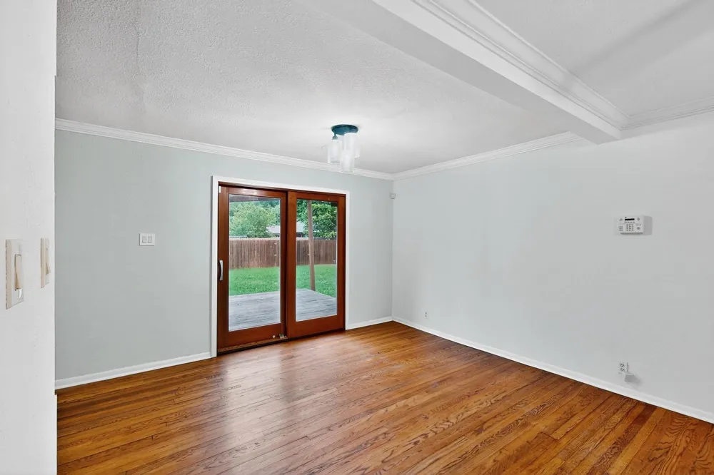 2927 Selma Lane Farmers Branch, TX 75234