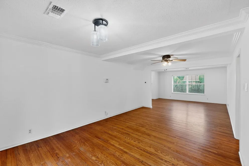 2927 Selma Lane Farmers Branch, TX 75234