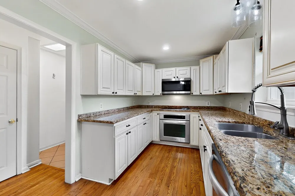 2927 Selma Lane Farmers Branch, TX 75234