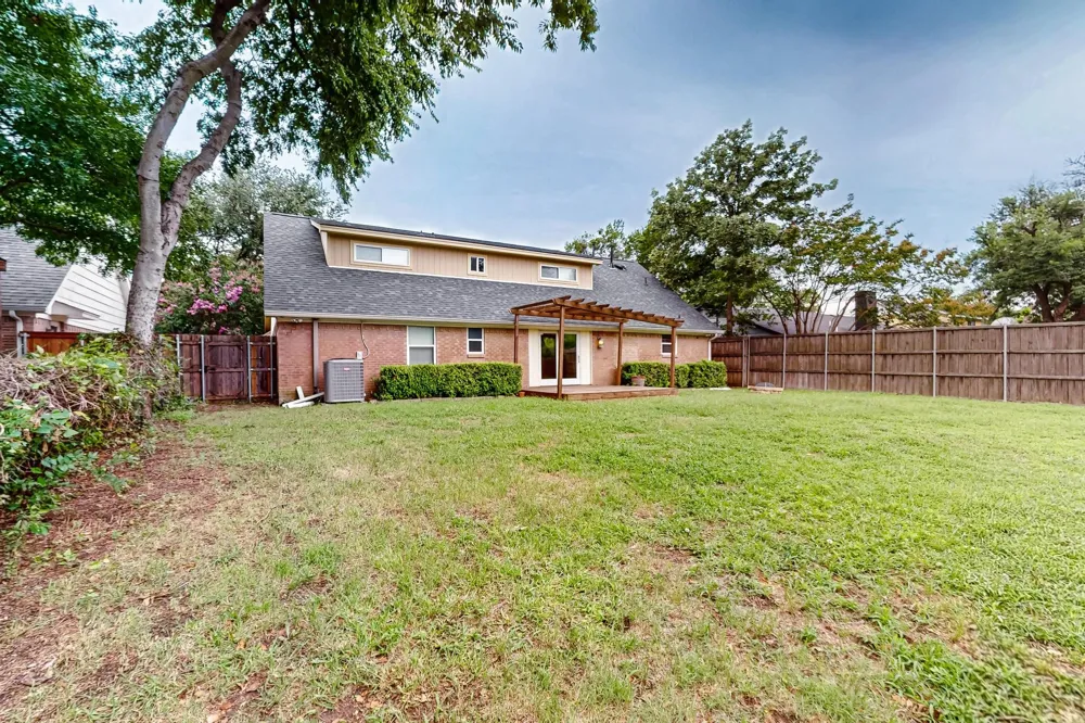 2927 Selma Lane Farmers Branch, TX 75234